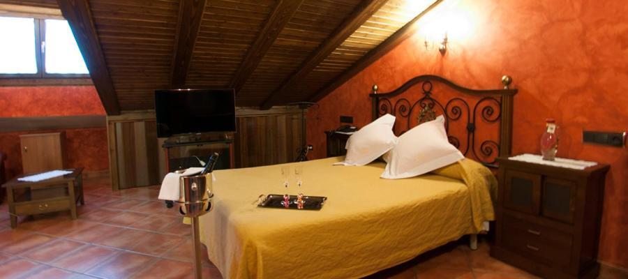 Hostal Rural Los Telares Pastrana Exteriér fotografie