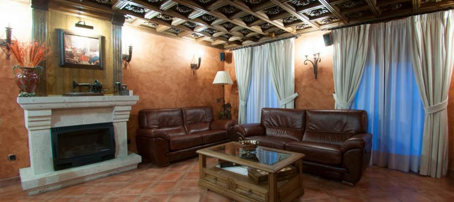 Hostal Rural Los Telares Pastrana Exteriér fotografie