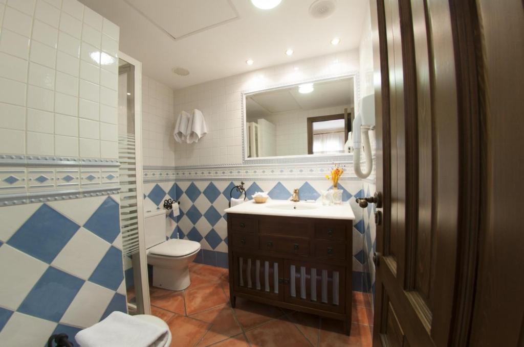 Hostal Rural Los Telares Pastrana Exteriér fotografie