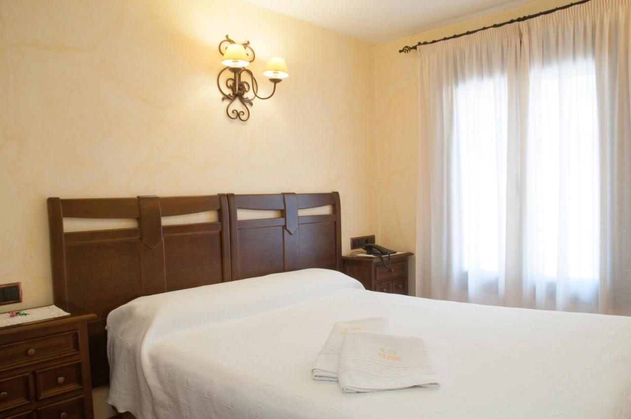 Hostal Rural Los Telares Pastrana Exteriér fotografie