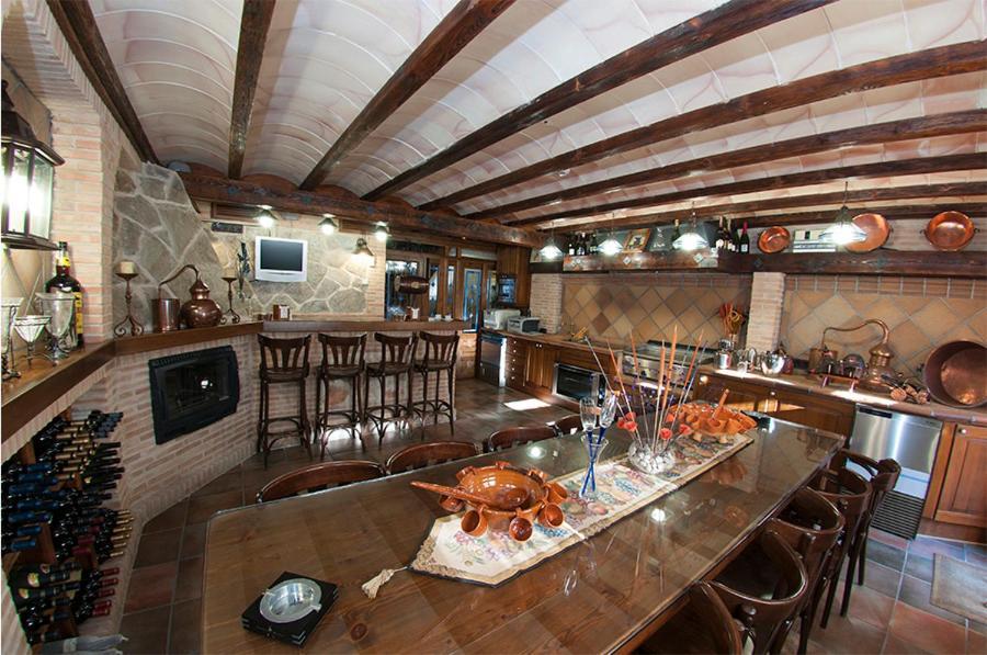 Hostal Rural Los Telares Pastrana Exteriér fotografie